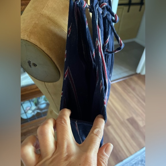 Universal thread romper size medium red, white and blue - Picture 3 of 12